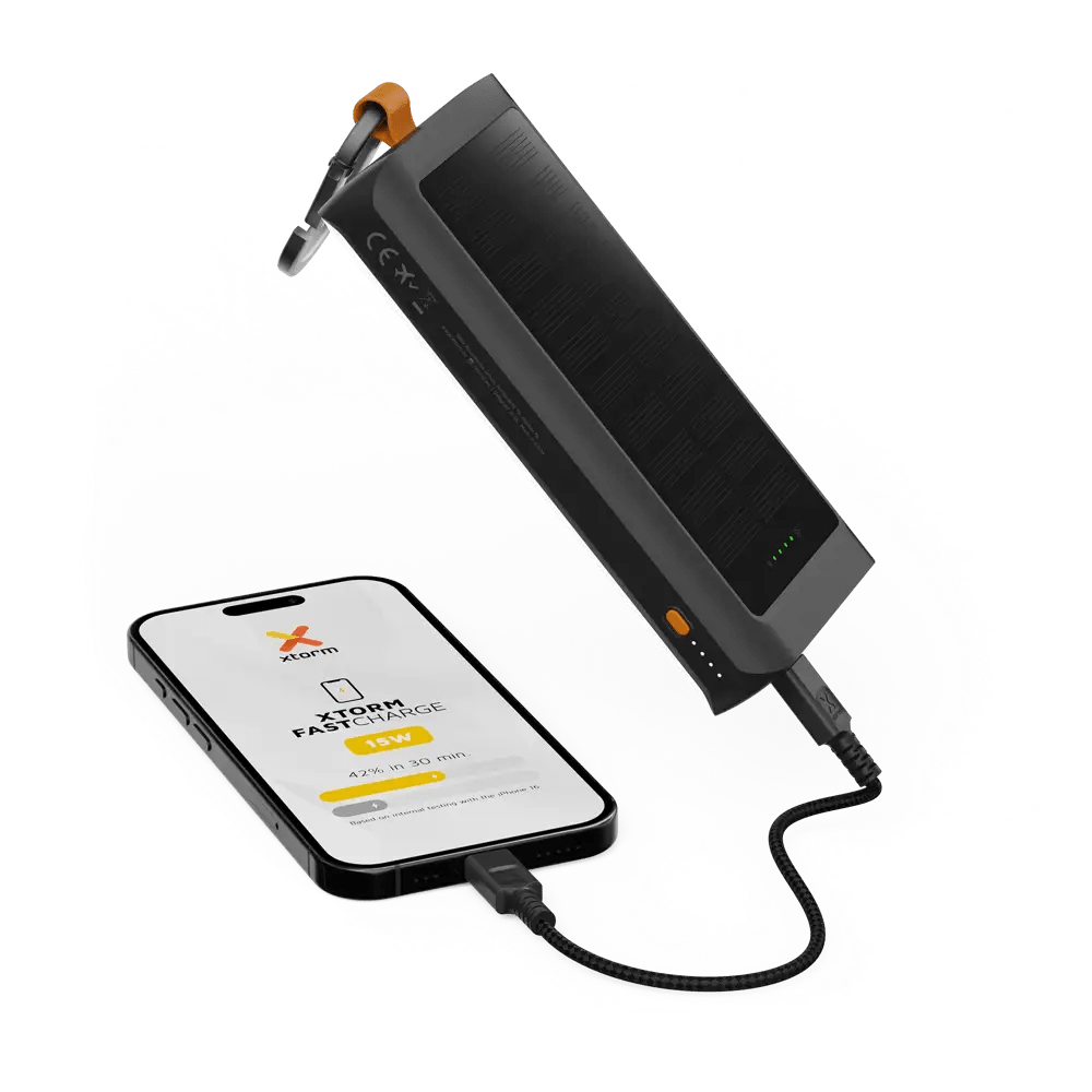 Go2 Powerbank Zonnepaneel en Zaklamp 10.000 mAh - 15W - Xtorm NL