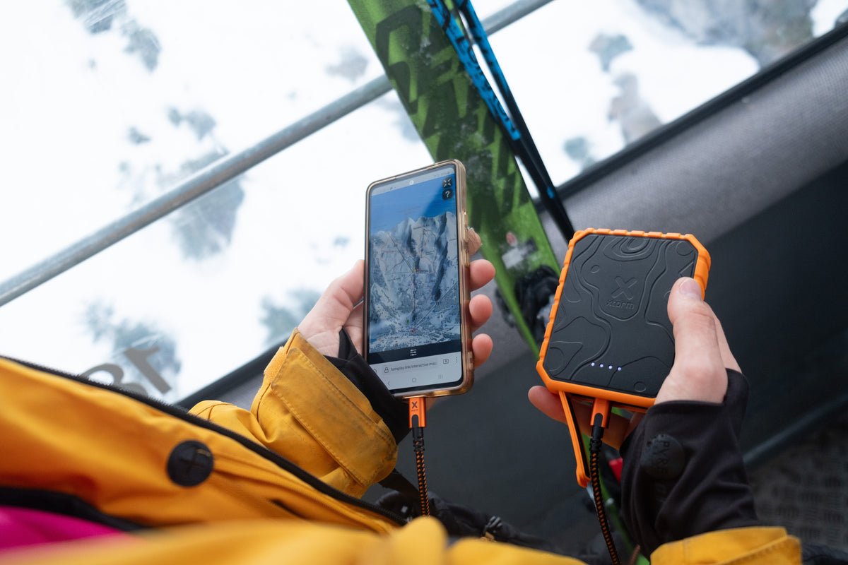 Praktische inpaklijst voor Wintersport: Licht reizen met essentiële gadgets - Xtorm NL