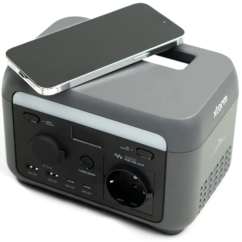 Xtorm Mini Powerstation 200W - Xtreme Power 2