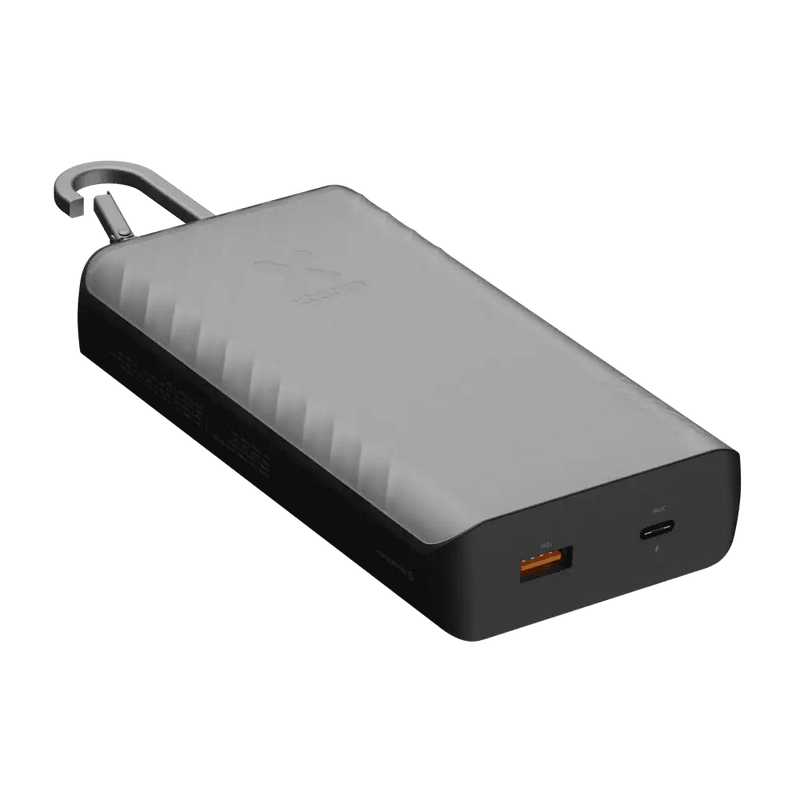 Go2 Powerbank 20W - 10.000 mAh met Solar en Lamp - Charcoal Black - Xtorm NL