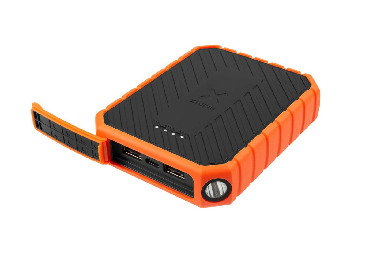 Xtorm Xtreme Solar Panel SolarBooster + Powerbank Rugged - 21 W - 10000 mAh
